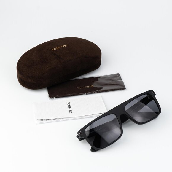 Tom Ford PHILIPPE Men Sunglasses Matte Black Polarized Rectangle FT0999-N/S 02D - Picture 10 of 11